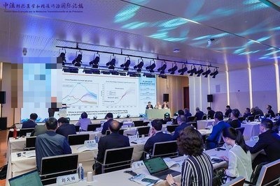 成都企业活动照片直播，修图师现场怎么排图上屏不卡-摄行科技