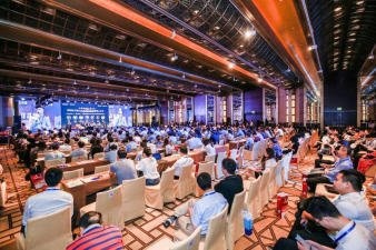 云导播台和硬件切换台差在哪：一场年会现场的对决实录-摄行科技