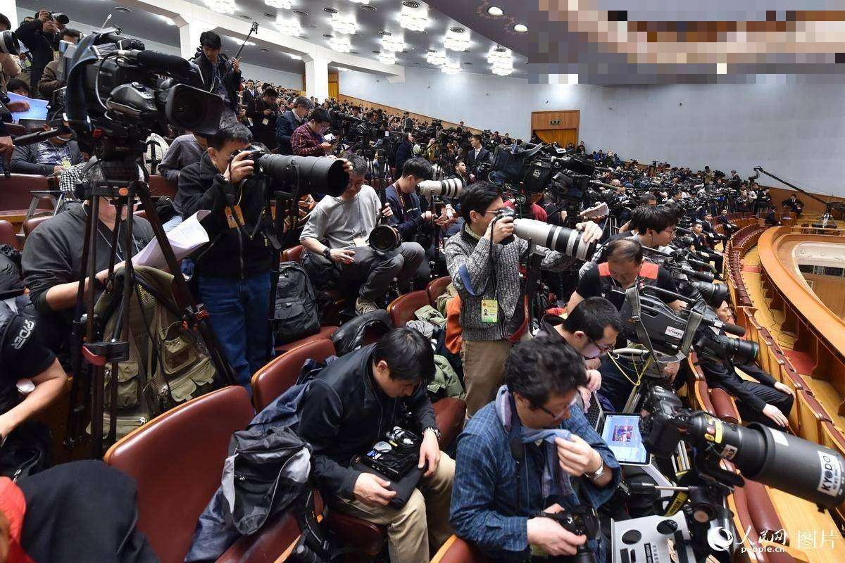 黄冈会议直播低码率：本地会务场地适配与执行要点