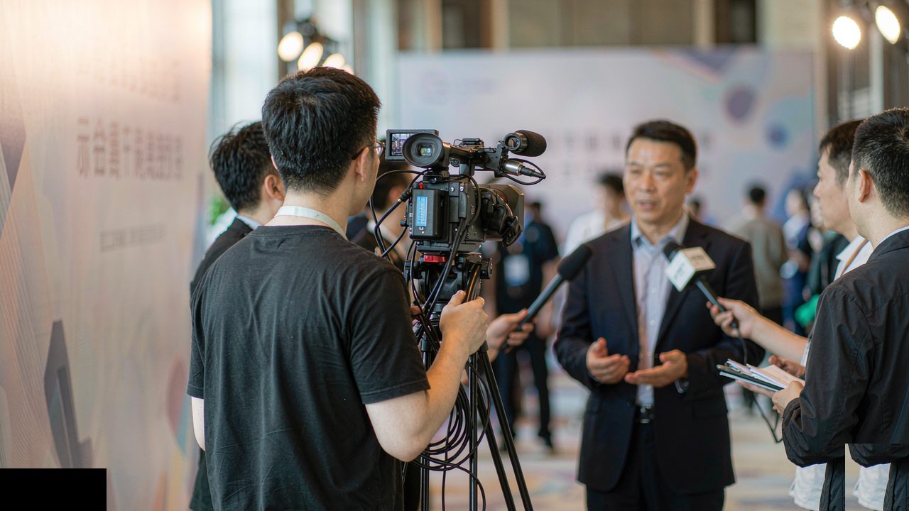 珠海行业展会直播拍摄——让不在现场的客户感受展台热度-摄行科技